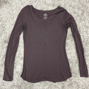 Purple long sleeve Maurice’s shirt. Some signs of wear shown in photos.